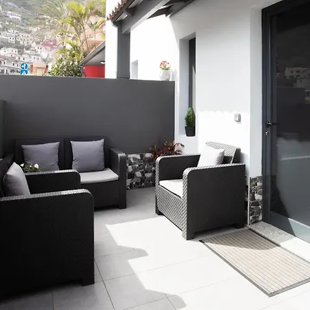 Village Center Two Bedroom * Porto Moniz