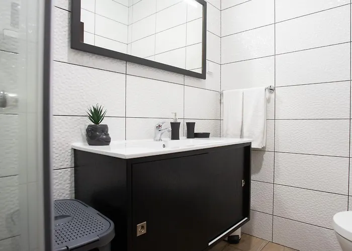 Village Center Two Bedroom Porto Moniz